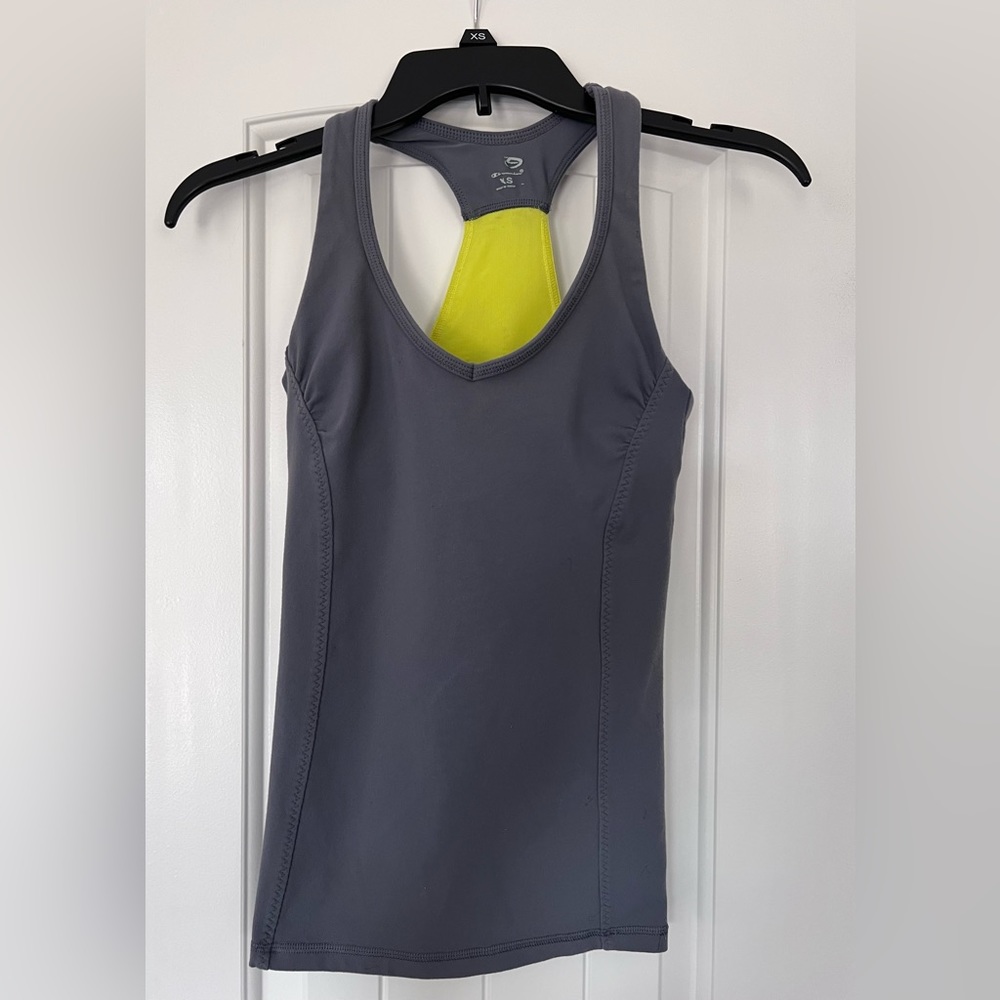 Champion work out tank top with built-in sports bra.